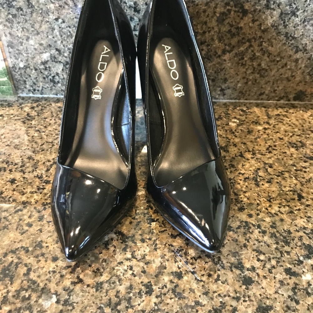 barocco patent leather pumps